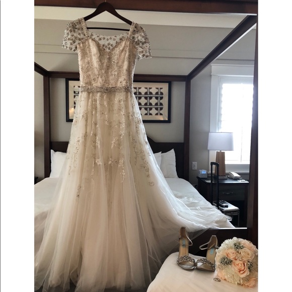 Mori Lee ivory wedding dress 2881 - Picture 8 of 13